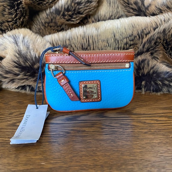NWT Dooney & Bourke Sky Blue Pebble Grain Leather Small Coin Case/Key Ring - Picture 1 of 6